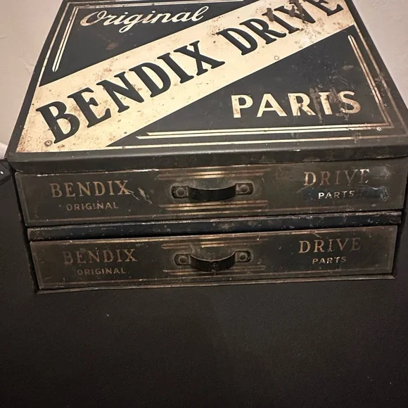 🖤 Vintage Bendix Drive Parts Metal Tool Box Industrial Décor - Picture 6 of 10
